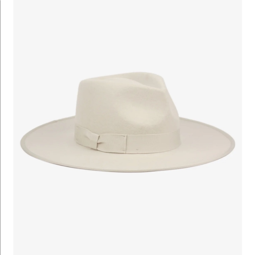 100% Wool Ivory Rancher Hat 🤍